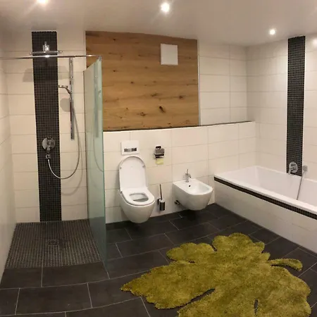 Apartment Vine & Design